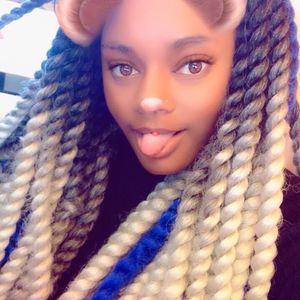 Meet your Posher, Beatrice